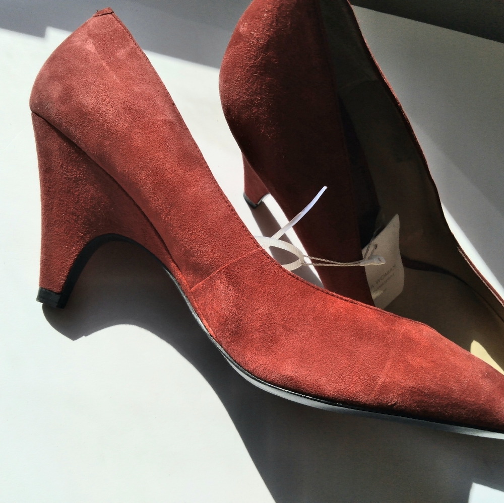 COPY - Zara Red Suede Shoes - Picture 7 of 10